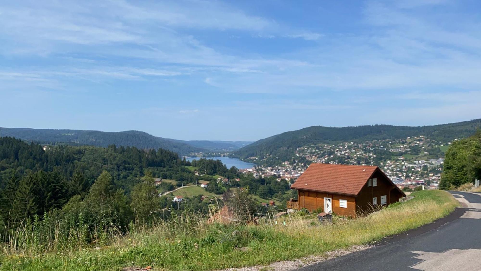 Appartement Sur Les Hauteurs De Gérardmer Exteriör bild